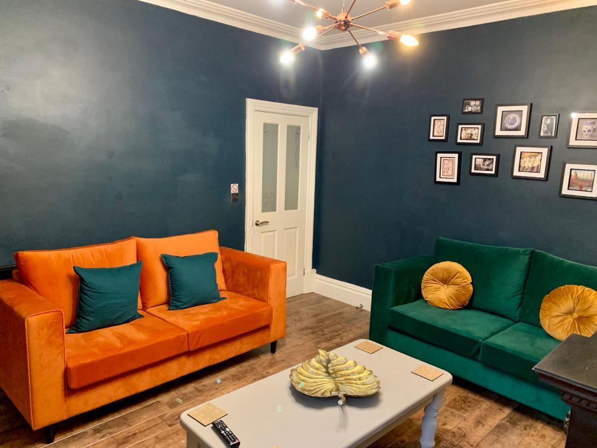 Stoke-on-Trent Stamer House By Yourstays, Stylish Quirky House, With 4 Double Bedrooms, Book Now! المظهر الخارجي الصورة
